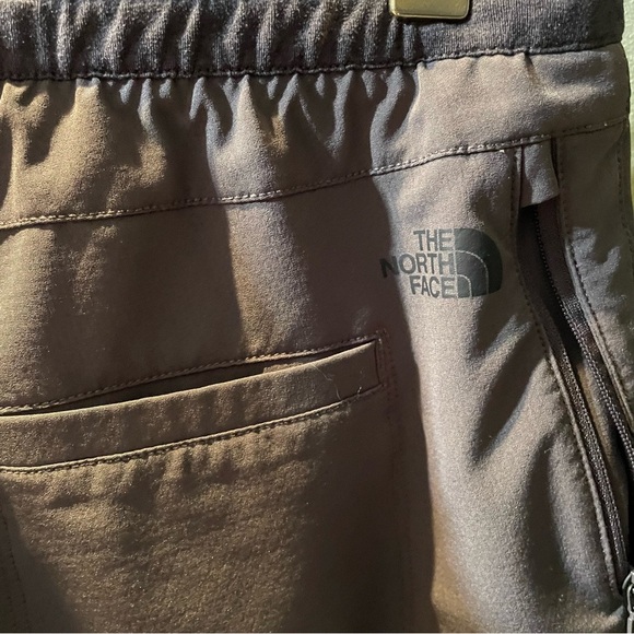 Stylish Women's Shorts in Purple - Picture 3 of 4